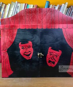 Teatrino Butai per kamishibai in legno decorato formato A3 StravagArte personalizzabile cod. 685 sipario rosso su fondo nero