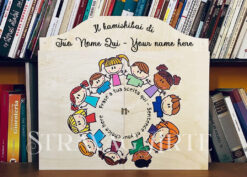 Teatrino kamishibai A3 Legno di Betulla Personalizzabile - LN021 LN0021 STRAVAGARTE TEATRINO KAMISHIBAI A3 DECORATO PERSONALIZZATO PERSONALIZZABILE bambini in cerchio girotondo