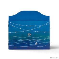 Teatrino kamishibai A3 personalizzato in legno AZ01 colore azzurro tema mare, barchetta e stelle StravagArte