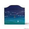Teatrino kamishibai A3 personalizzato in legno BS01 colore blu scuro tema mare, barchetta e stelle StravagArte