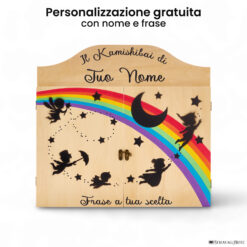 Teatrino kamishibai personalizzato LN02 legno naturale tema bambini in volo con nome e frase StravagArte